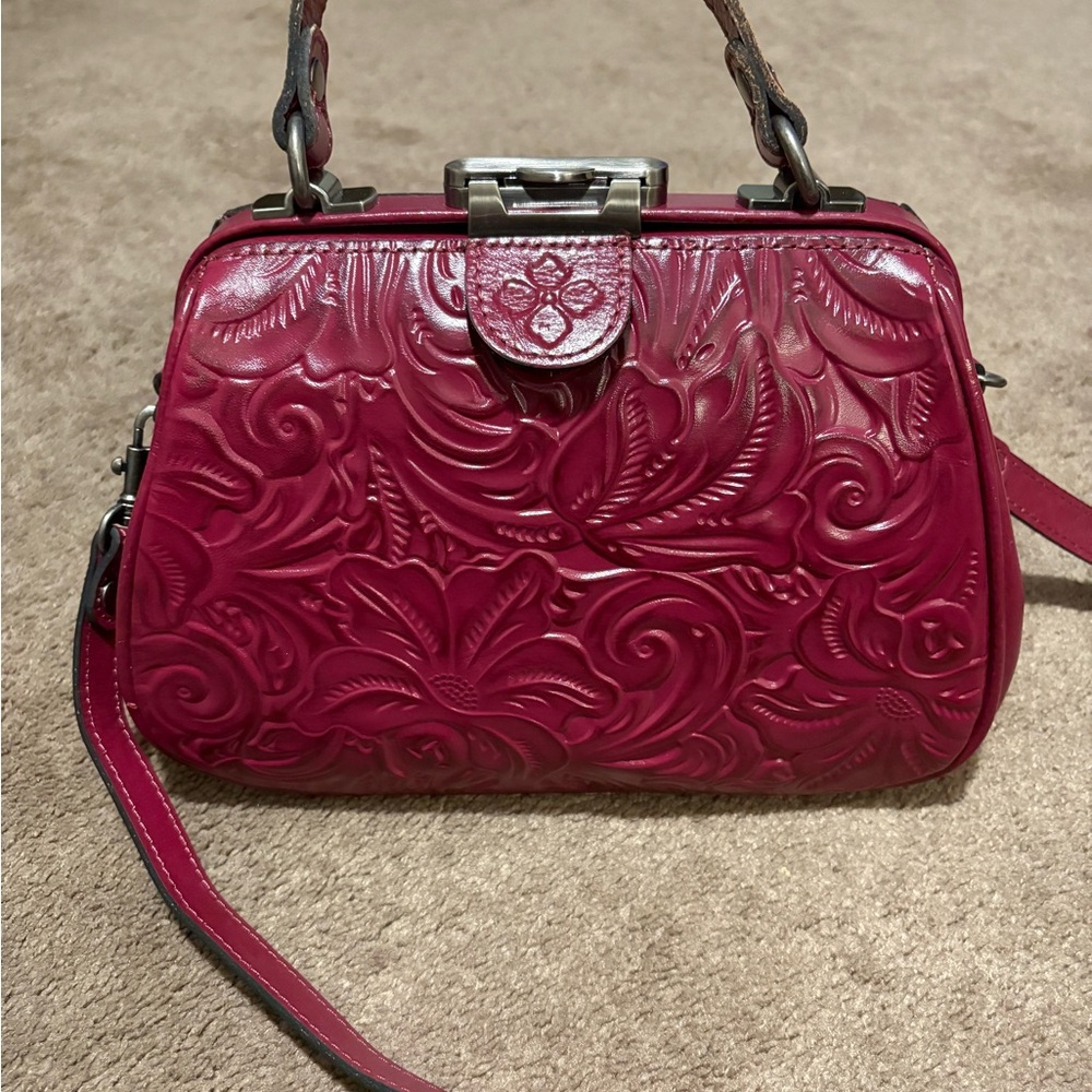 Patricia Nash Embossed Burgundy Crossbody Bag barely used , gorgeous fushia